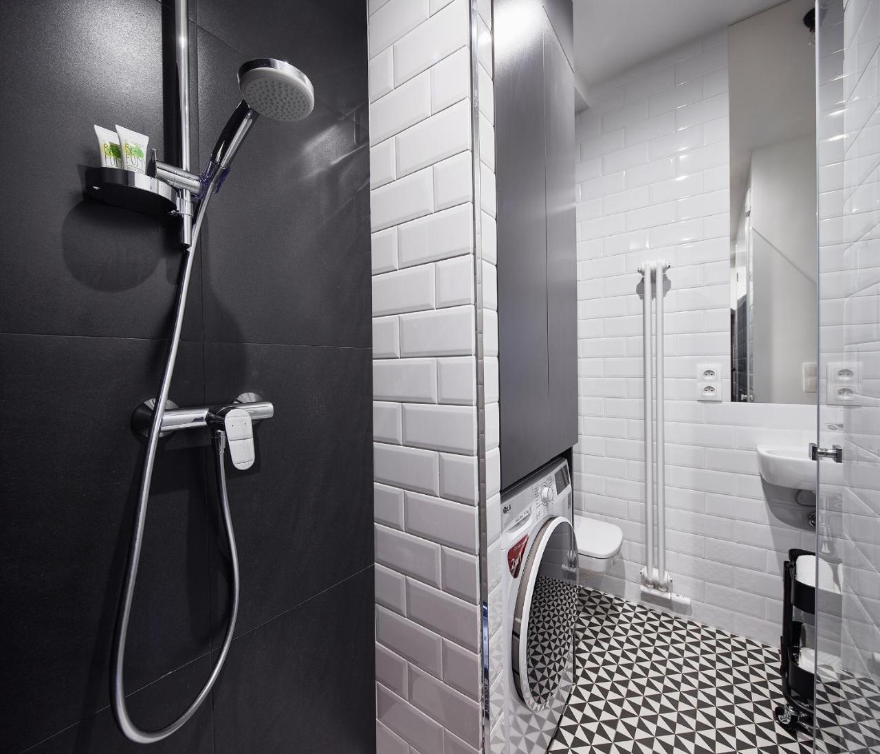 Bez Kantów Boutique Rooms Varsóvia Exterior foto
